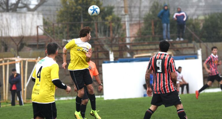 Copa Bicentenario: Hoy habrá fútbol en el estadio municipal
