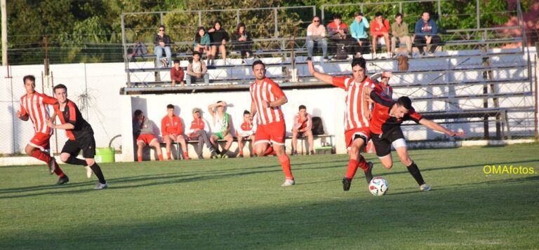 Copa Bicentenario de fútbol: Atlético derrotó a Samiento y el DEFE a Estrada