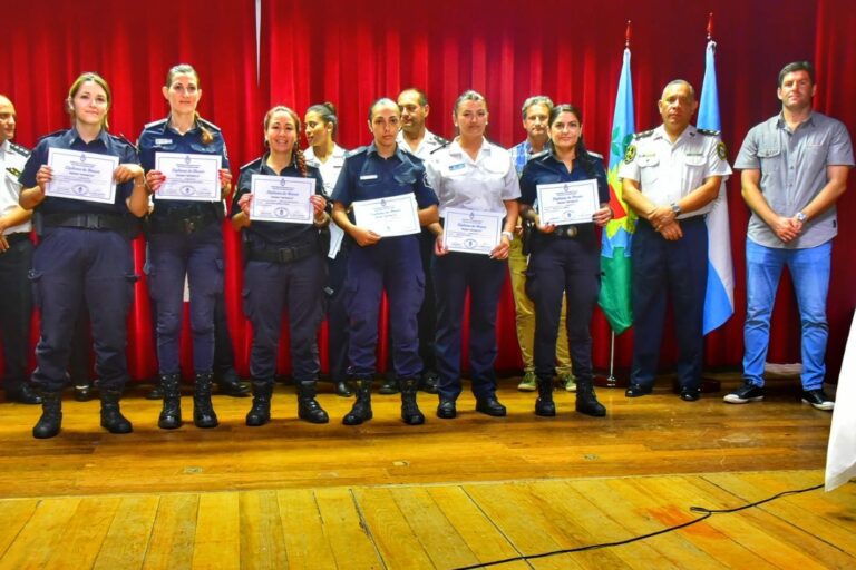 Distinciones a efectivos de la Policía local
