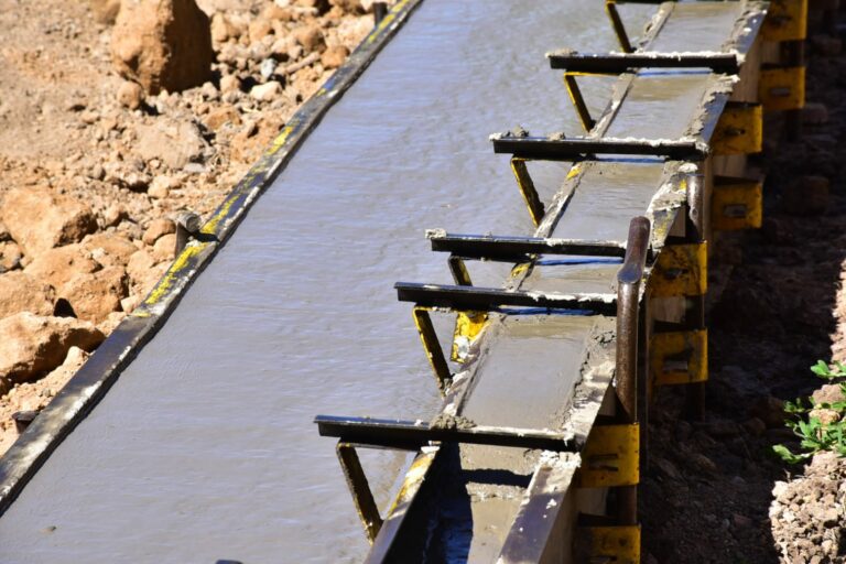 Obras de infraestructura en barrio Santa Teresita