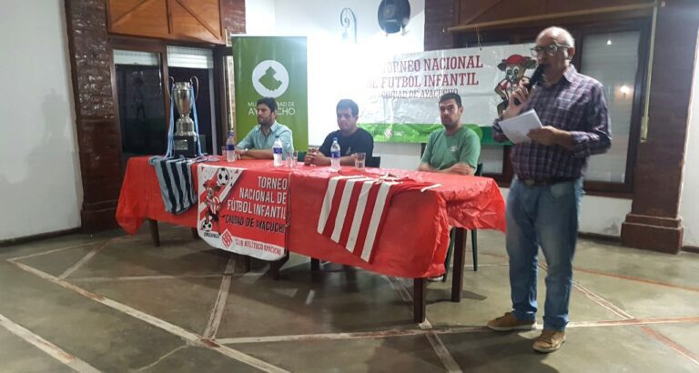 Presentan la 20° edición del torneo Nacional de Fútbol Infantil  