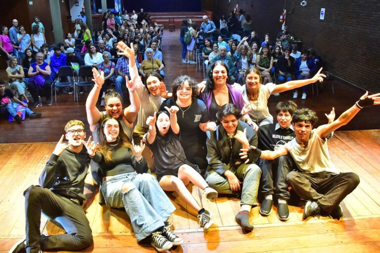Teatro para adolescentes – » Creando nuestro lugar»