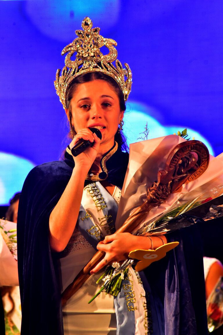 Fiesta del Ternero: Rosario Lamenza es la nueva reina de la 50 edición