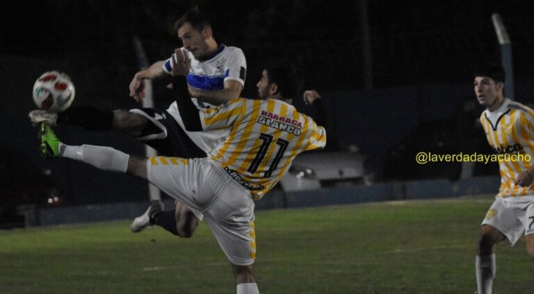 URD: En el adelantado Gimnasia goleó a Estrada 4-0