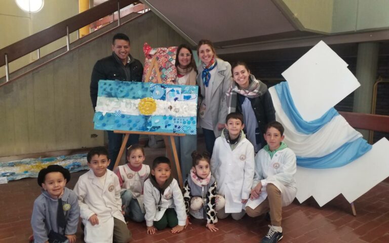 Premiados y Expo «Arma tu bandera»