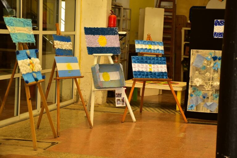 Expo » Arma tu bandera»
