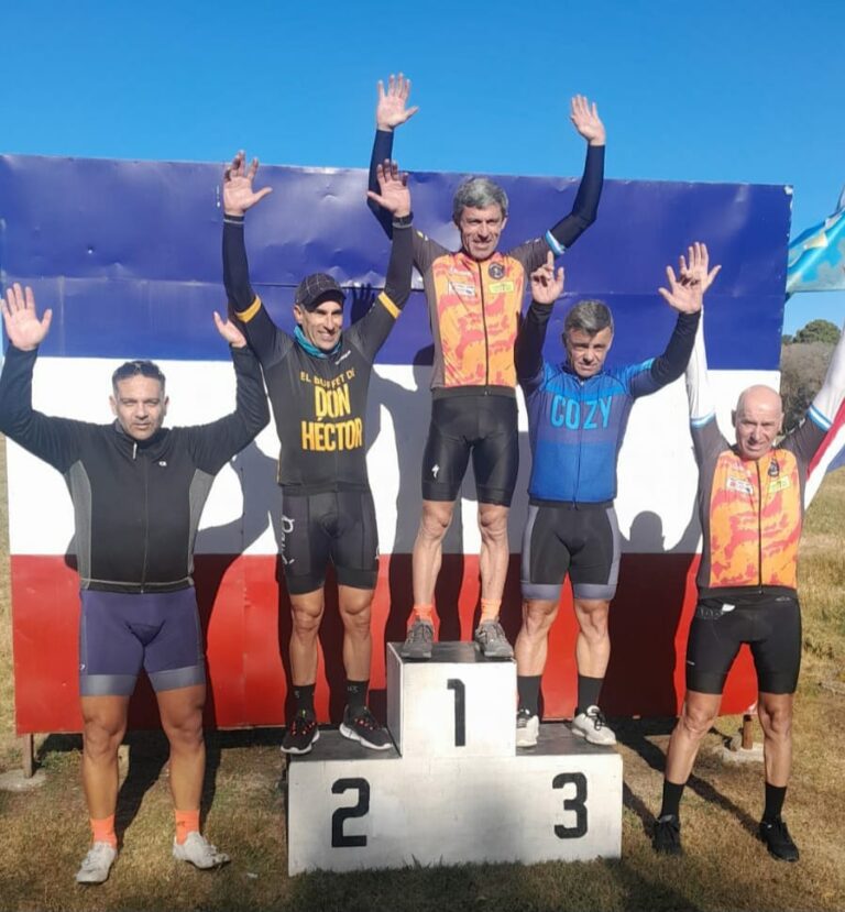 Ciclismo en Tapalqué: Amoz, Calvo y Pepe destacados
