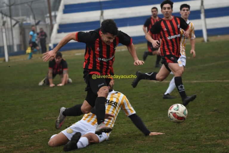 URD: En el Barbieri fue empate en 0 entre Estrada e Independiente serrano
