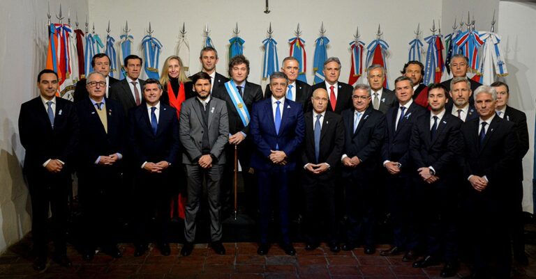 Milei y 18 gobernadores provinciales firmaron el Pacto de Mayo en Tucumán