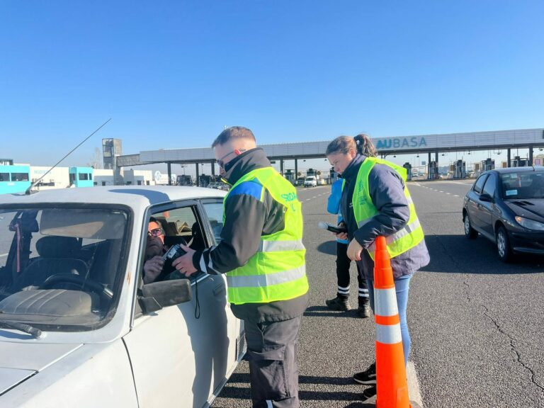 Personal de Tránsito de la Municipalidad en Capacitación Vial