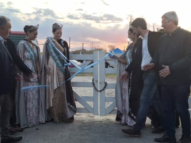 Se inauguró la Muestra de Industria y Comercio y la Expo Nacional de Avicultura