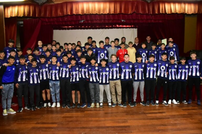 Fueron presentados los selectivos juveniles en el Libertador