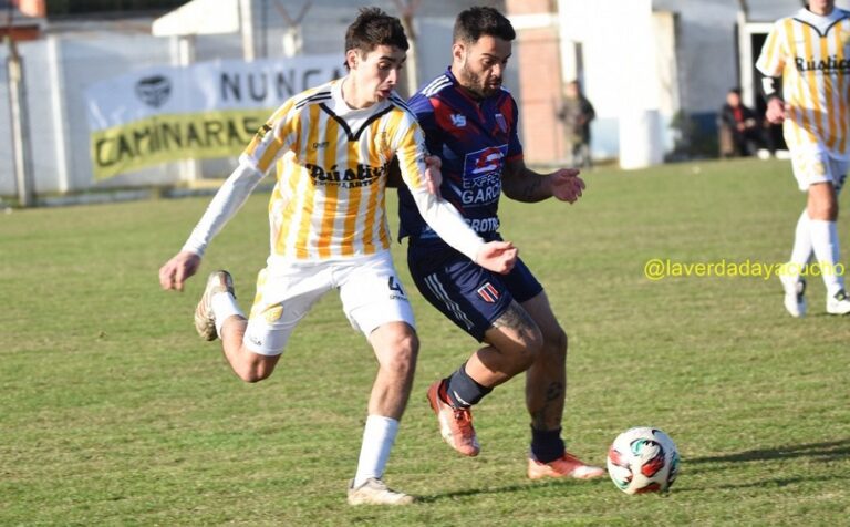 Fútbol de la URD: Hoy juega Estrada en el Barbieri. El resto mañana