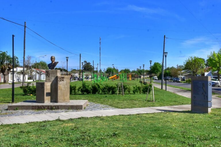 Puesta en valor de la plaza Pte Raúl Alfonsin
