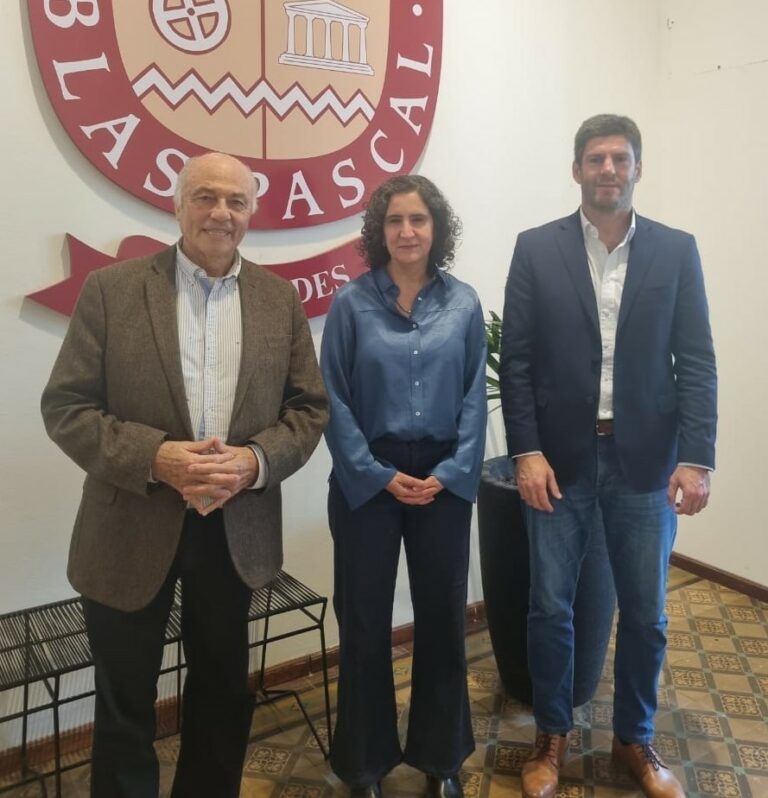 Búsqueda de nuevas oportunidades educativas