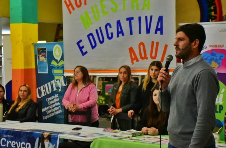 » Ayacucho te invita a estudiar»-17° Muestra educativa