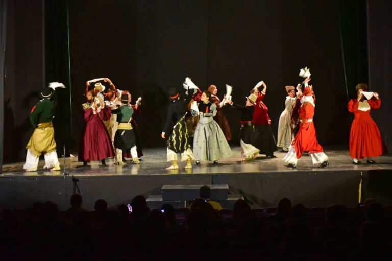 ❞𝙏𝙄𝙀𝙍𝙍𝘼 𝘼𝘿𝙀𝙉𝙏𝙍𝙊❞ 𝙎𝙀 𝙋𝙍𝙀𝙎𝙀𝙉𝙏𝙊́ 𝙀𝙉 𝘾𝘼𝙎𝘼 𝘿𝙀 𝙇𝘼 𝘾𝙐𝙇𝙏𝙐𝙍𝘼