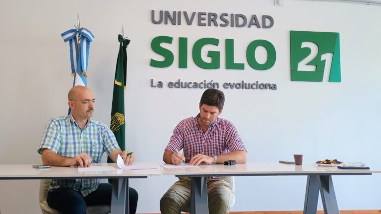 Convenio académico con la universidad Siglo XXI