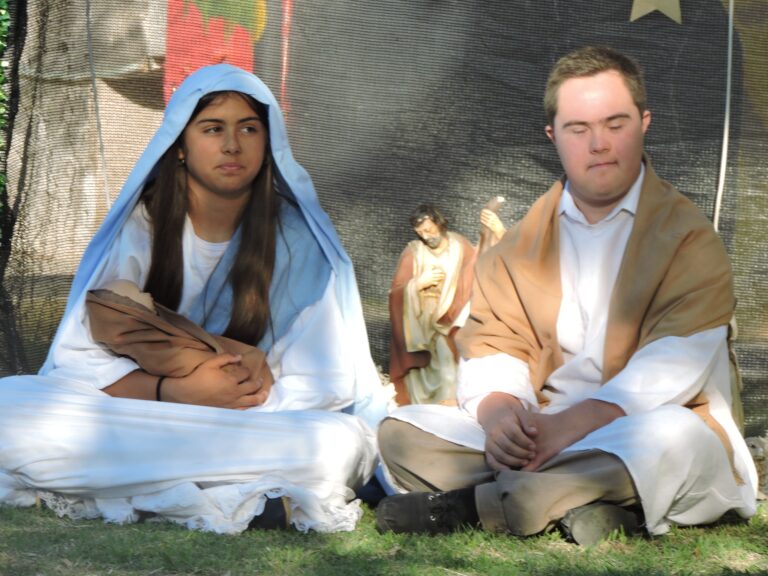 Pesebre viviente en vísperas de Navidad