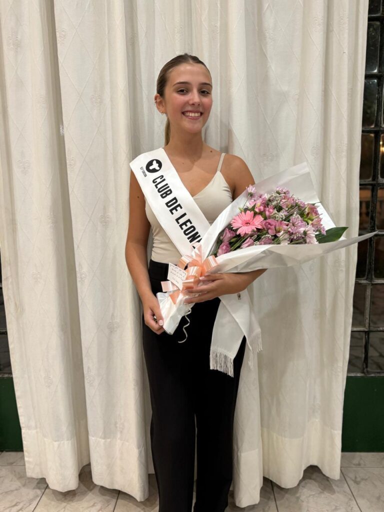 EL Club de Leones de Ayacucho presentó oficialmente a la aspirante Julieta Rolón