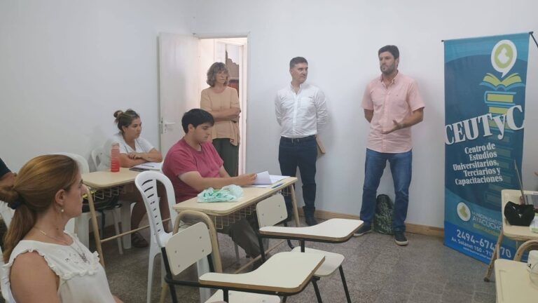 Inició la cursada de la Tecnicatura en Producción Animal en Ayacucho