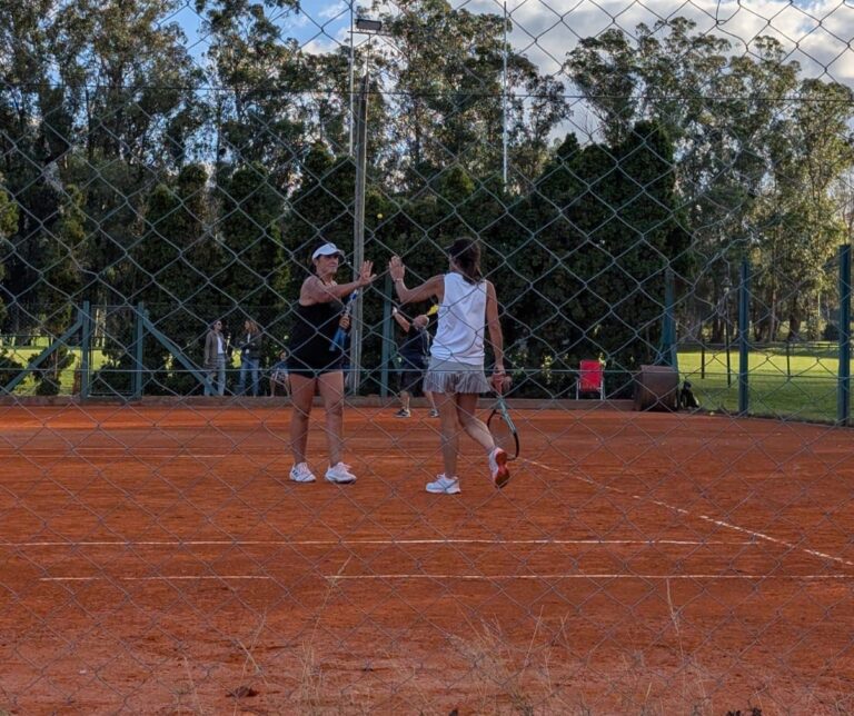 Tenis de Interclubes: El Tiro se adelantó en Tandil