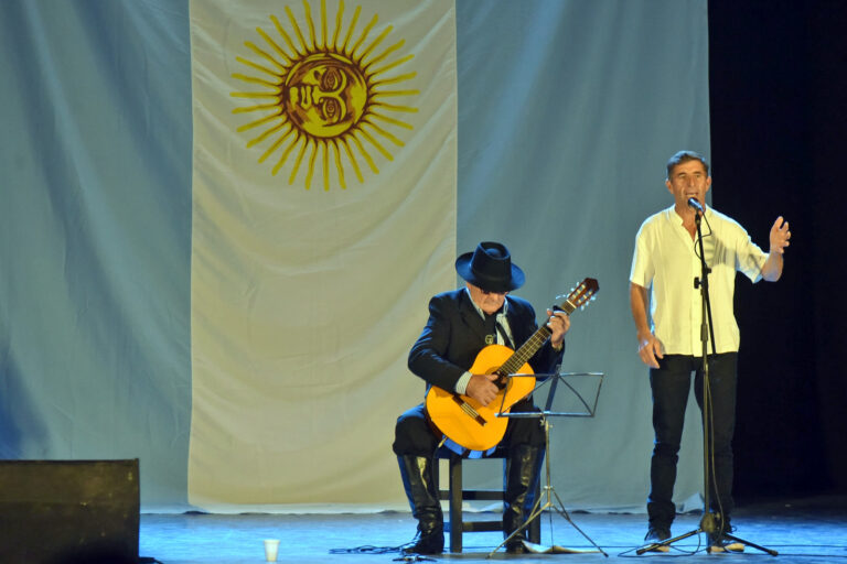 Folkloreando 2025 – Buena música y homenajes