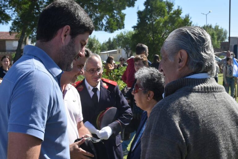 Homenaje a los héroes de Malvinas en el Aero Club