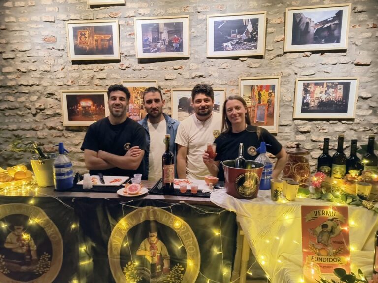 Rauchenses: el vermú “Picapedrero” fue distinguido con medalla de plata en un certamen internacional