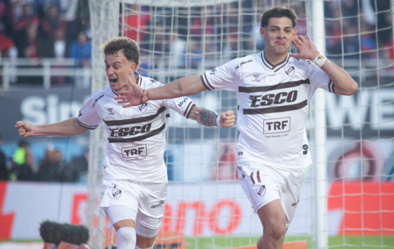 Calamarazo: Platense derrotó a San Lorenzo y es finalista del Torneo Apertura