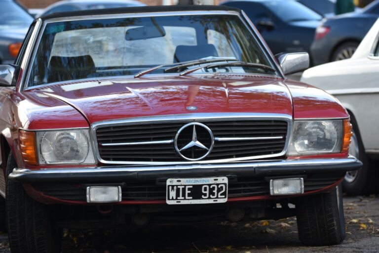Cordonnier recibió a la caravana del rally «Cacho Fangio»