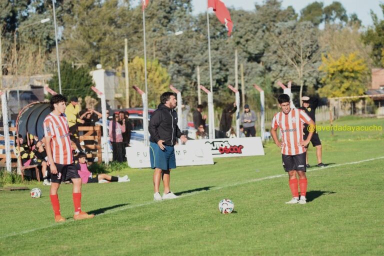 Fútbol de la URD: Atlético juega su partido pendiente en Tandil ante Independiente