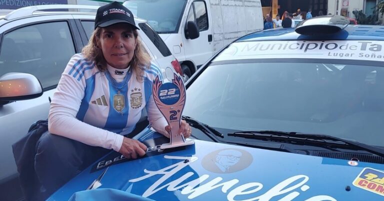 Retorno de Karina Dobal a la categoría APAC