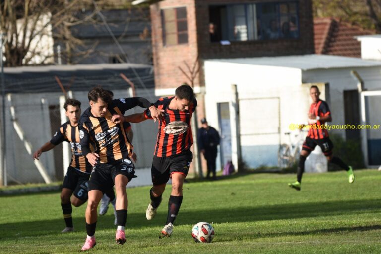 Fútbol de la URD: Ganó Sarmiento. Empate albirrojo..debacle en la «B»