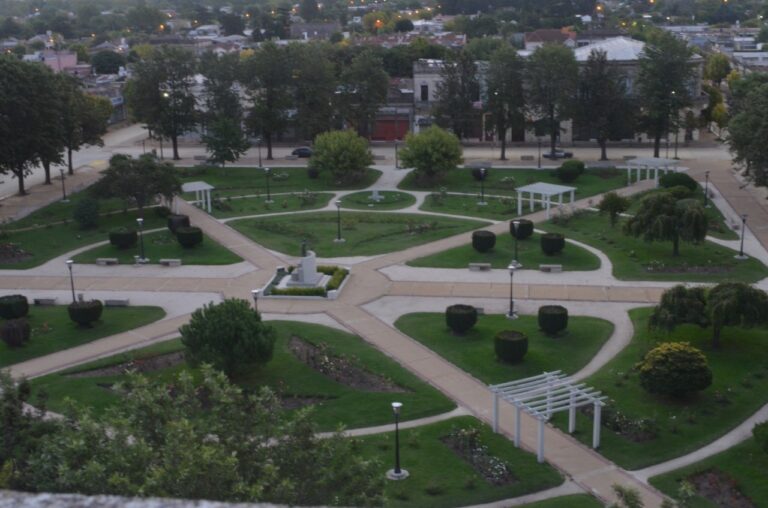 Una gran posibilidad: El desfile cívico en nuestro principal paseo