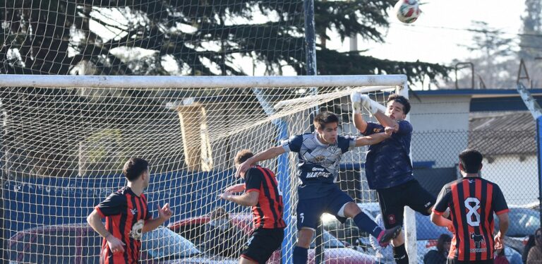 URD: Ganaron como locales Sarmiento y el DEFE. Empate albirrojo en Tandil, derrota de Estrada en Rauch