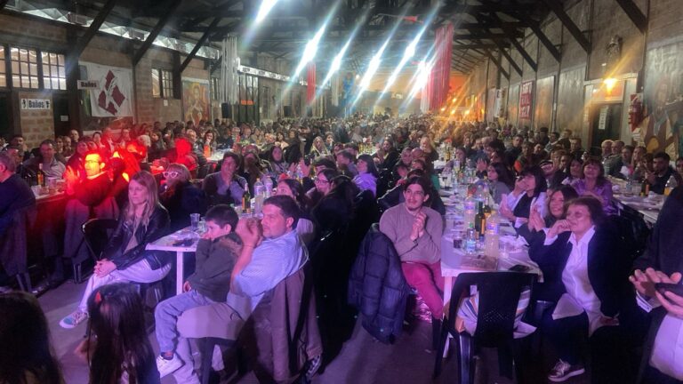 Con presencia de principales figuras políticas realizó su cierre Somos Buenos Aires