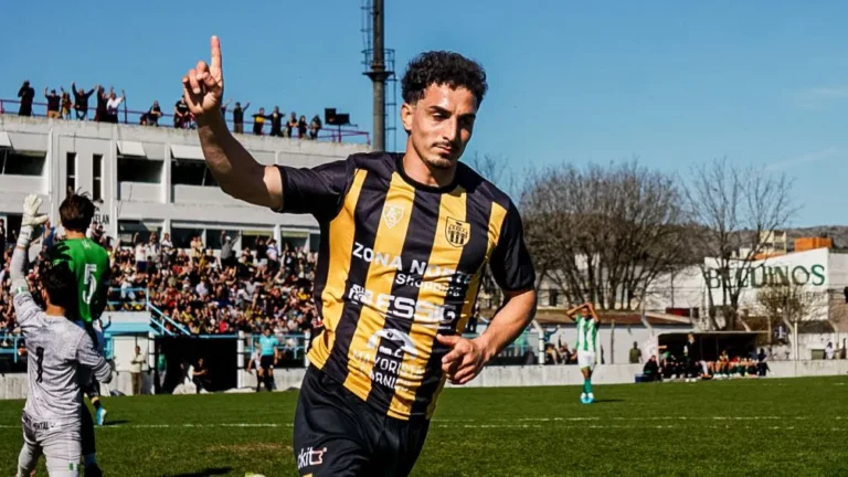 Argentino «A» de fútbol: Santamarina empató y se aseguró la permanencia