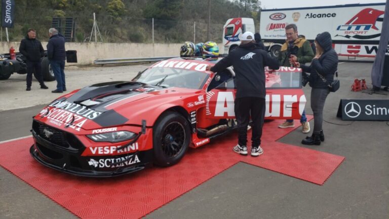 ( Video)-Un auto de TC volvió a girar en Balcarce