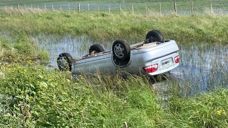 Ruta 74: Vuelco de un vehículo en cercanías del cruce de fair
