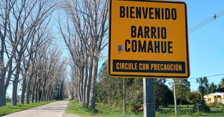 Señalización en barrio Comahue