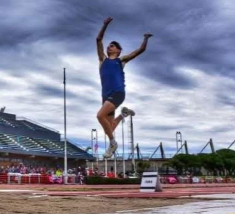 Consagrado en Rosario: Juan  Sebastián Martinez es Subcampeón Argentino de Salto en Largo