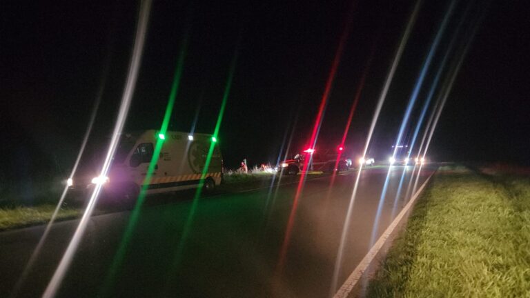 Un vehículo volcó en Ruta 30: único ocupante sufrió golpes