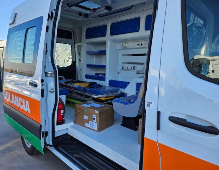 La Municipalidad incorpora una nueva ambulancia de Alta Complejidad