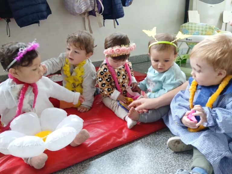 𝗙𝗘𝗦𝗧𝗘𝗝𝗢𝗦 𝗥𝗘𝗖𝗜𝗕𝗜𝗘𝗡𝗗𝗢 𝗟𝗔 𝗣𝗥𝗜𝗠𝗔𝗩𝗘𝗥𝗔