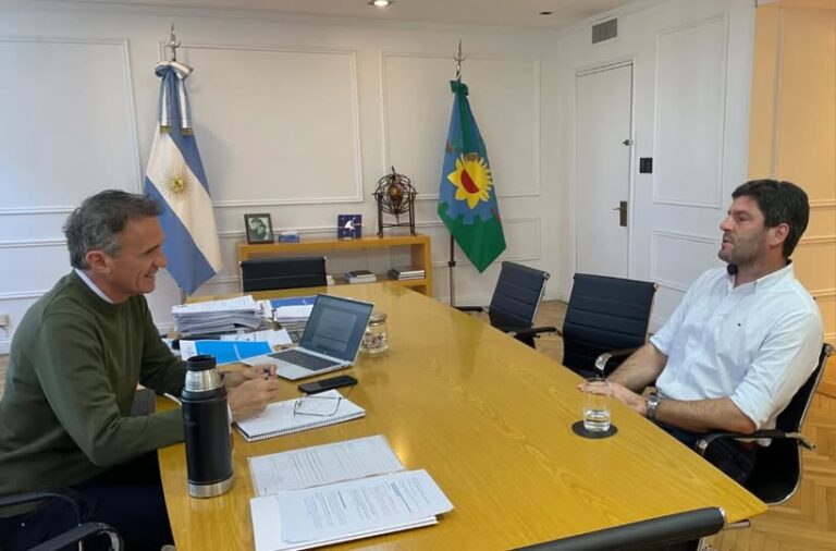Reunión de trabajo con el ministro de Infraestructura y Servicios Públicos