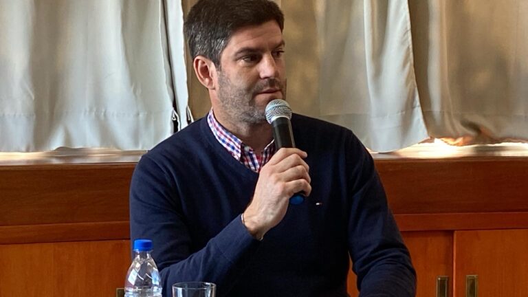 Cordonnier en conferencia: «La coparticipación ha mermado y ello complica la situación «