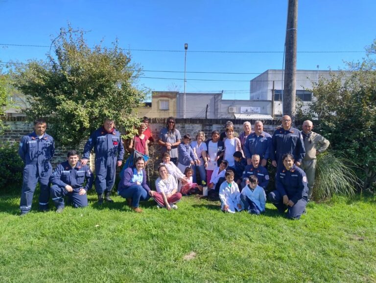 Proyecto escolar: » Forestamos el cuartel»