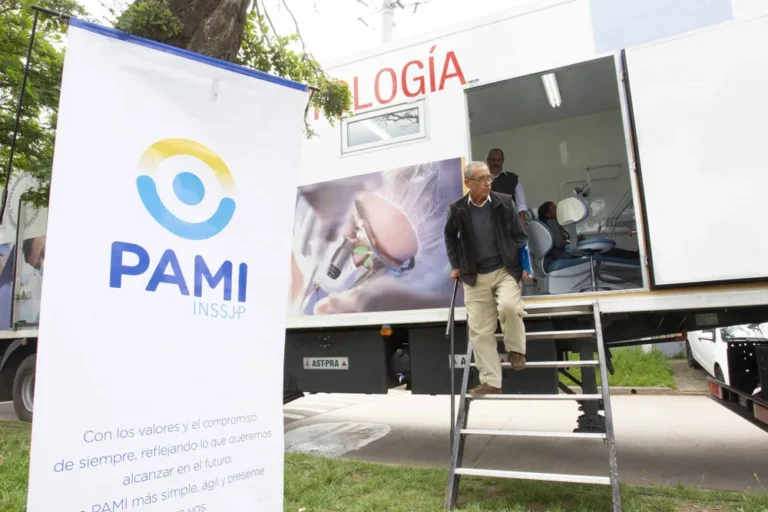 Habilitan una herramienta que permite a jubilados de PAMI resolver reclamos médicos