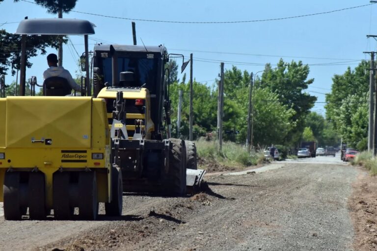 Trabajo en calles y escurrimiento de desagues